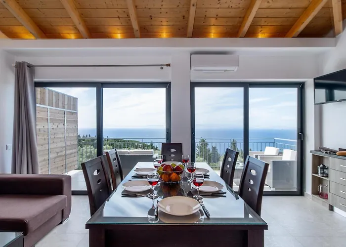 Deluxe With Sea View B *